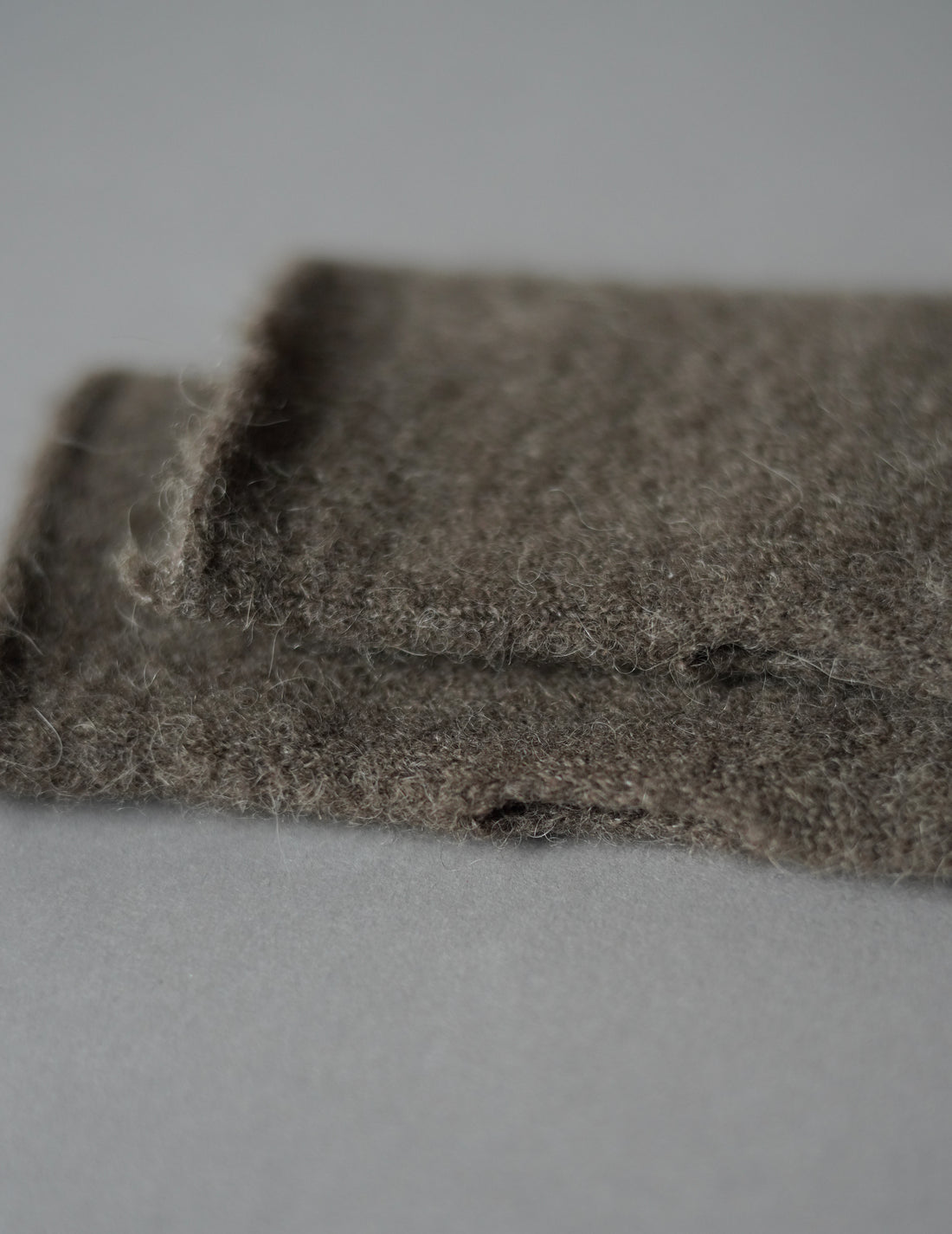 CORTANA | HANA MITTENS - DARK TAUPE