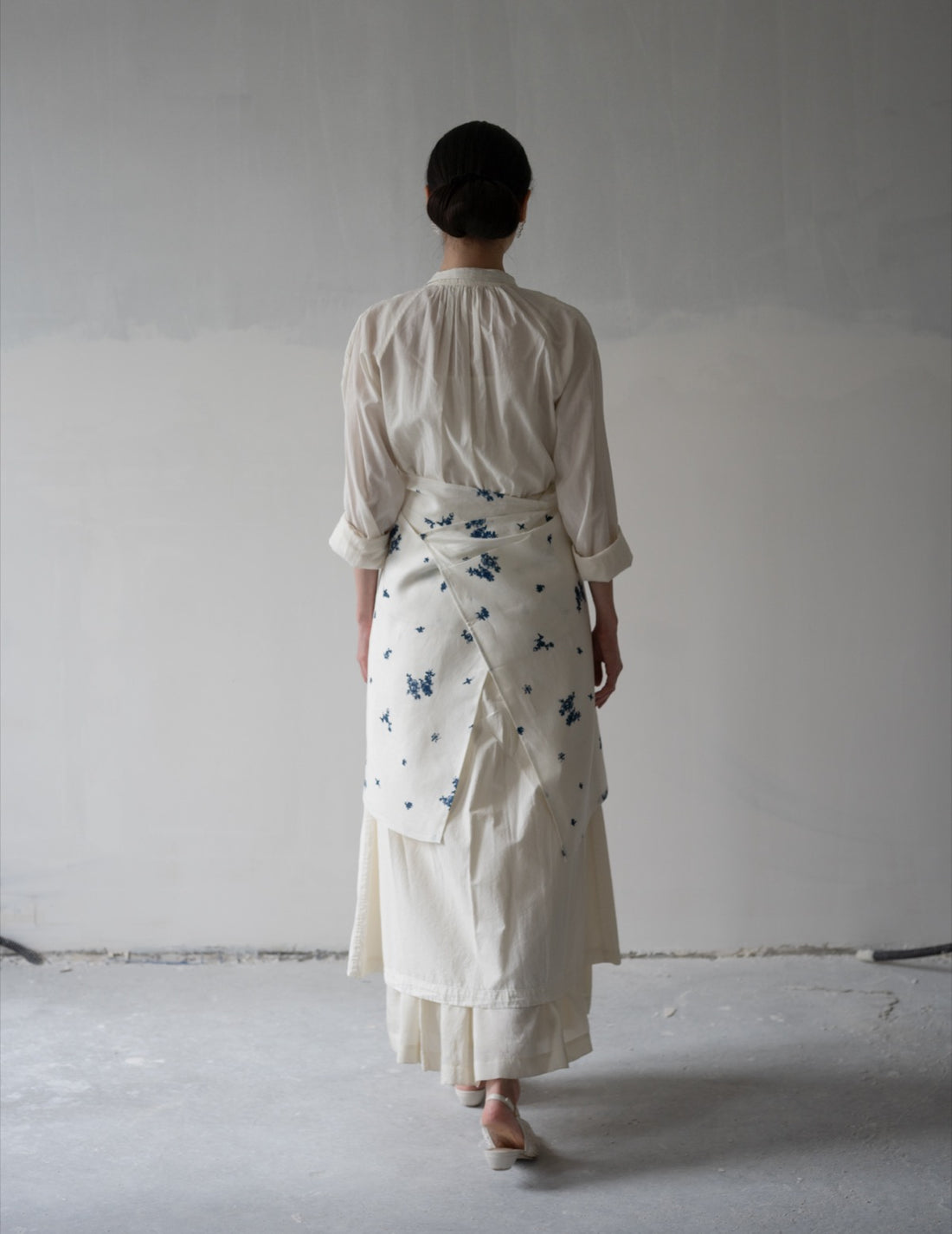 Quitan | Indigo Print Linen Apron・Indigo Print