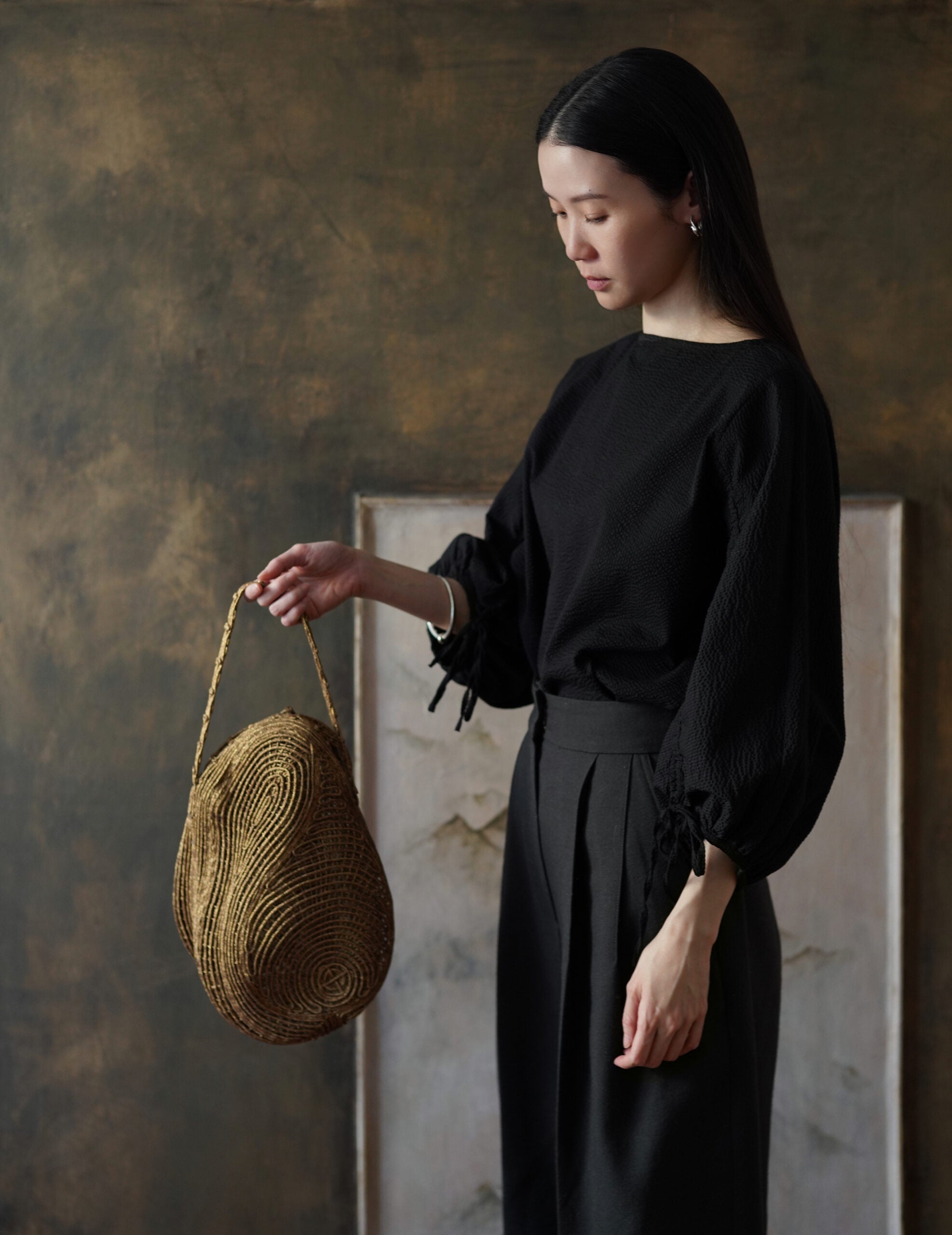 Mame Kurogouchi | Cording Embroidery Stone Round Shape Mini Bag・Gold