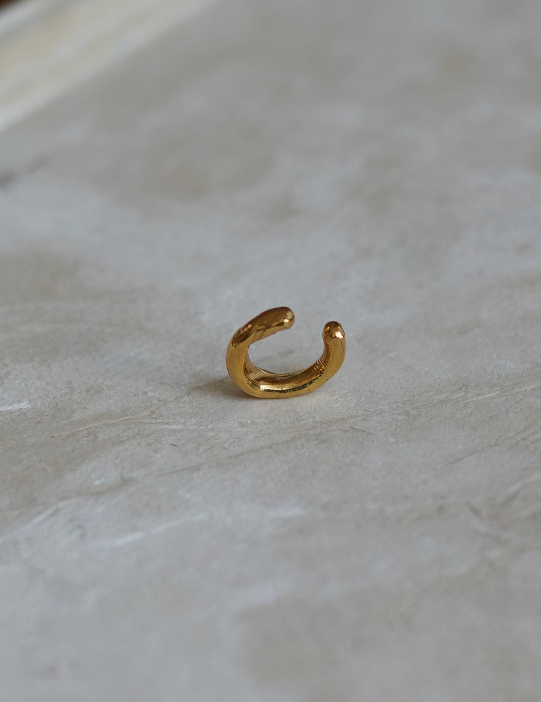 DRIP CHUNKY EAR CUFF・Gold