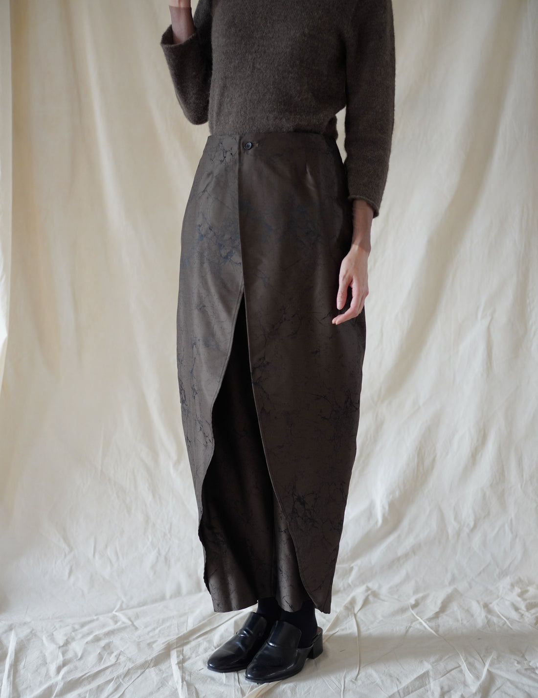 LA COLLECTION | NIKA TROUSERS - Khaki Jacquard Print