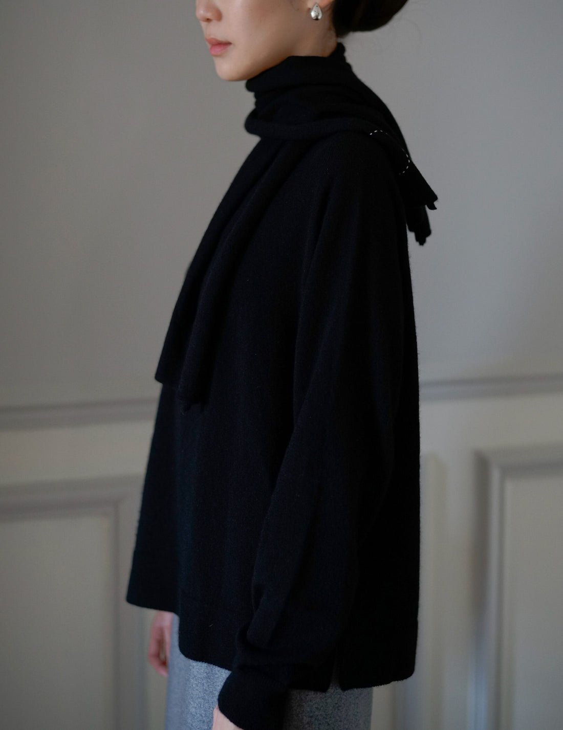 COSMIC WONDER |  Cashmere Silk Knit Scarf・Black