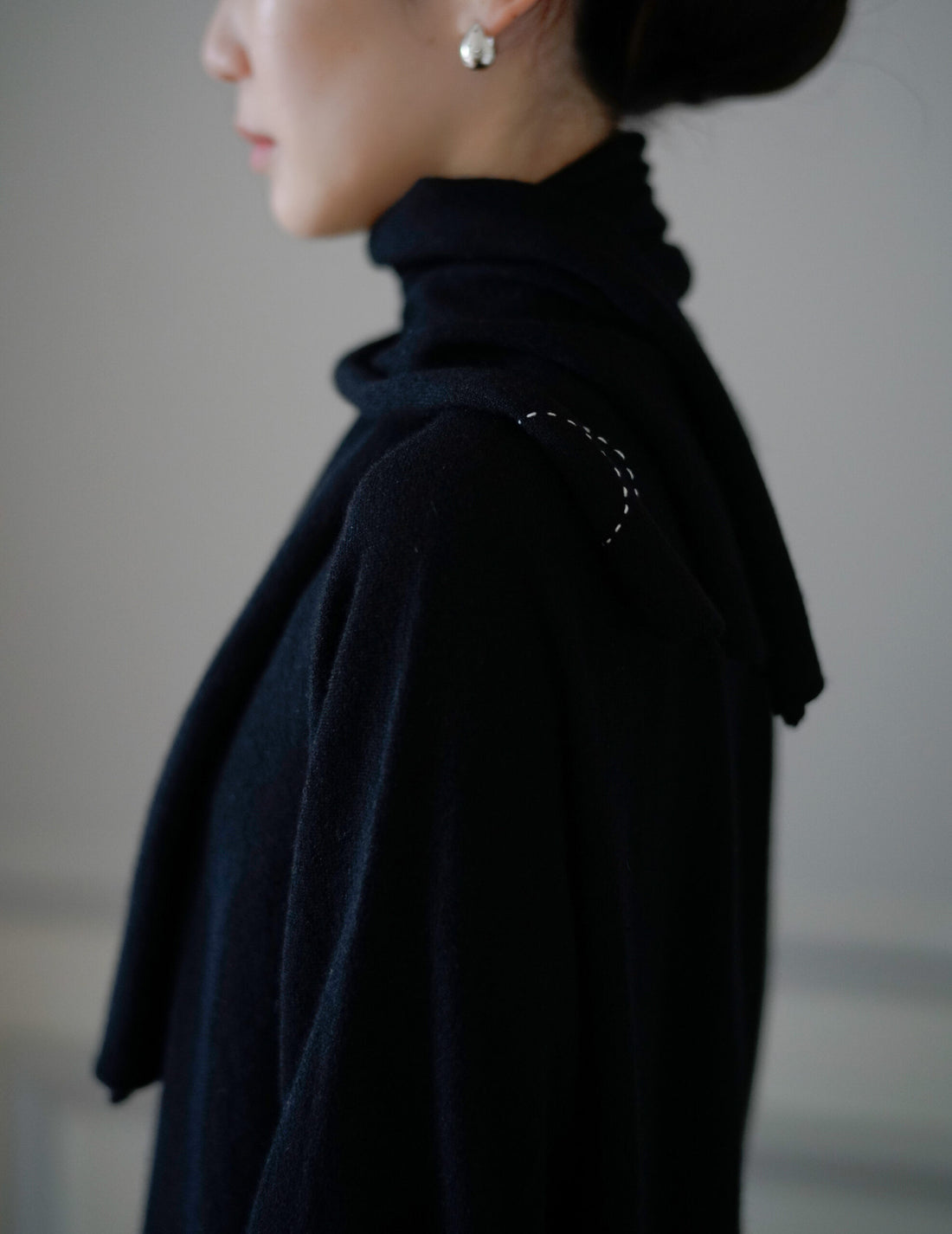 COSMIC WONDER |  Cashmere Silk Knit Scarf・Black
