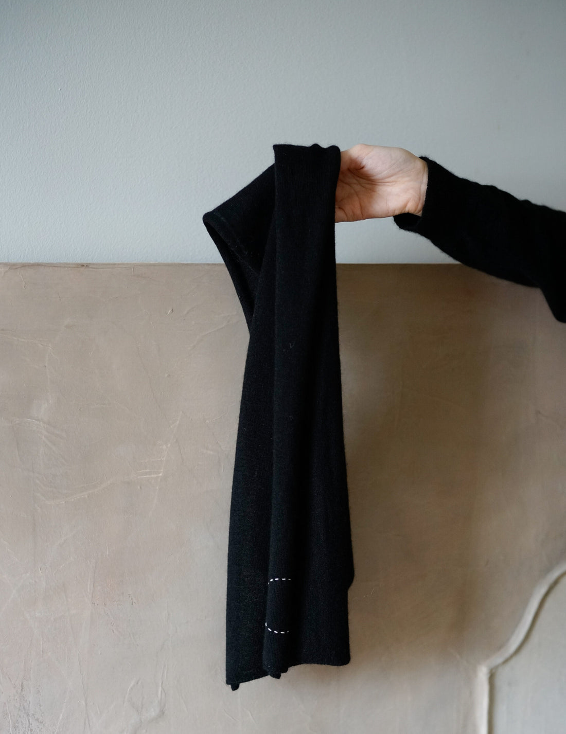 COSMIC WONDER |  Cashmere Silk Knit Scarf・Black