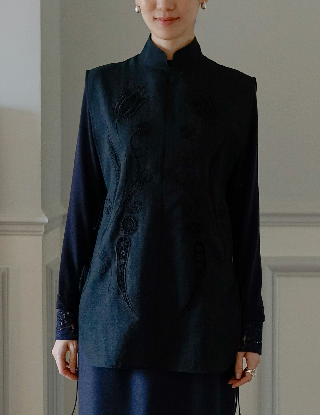 Gilet brodé transparent・Noir 