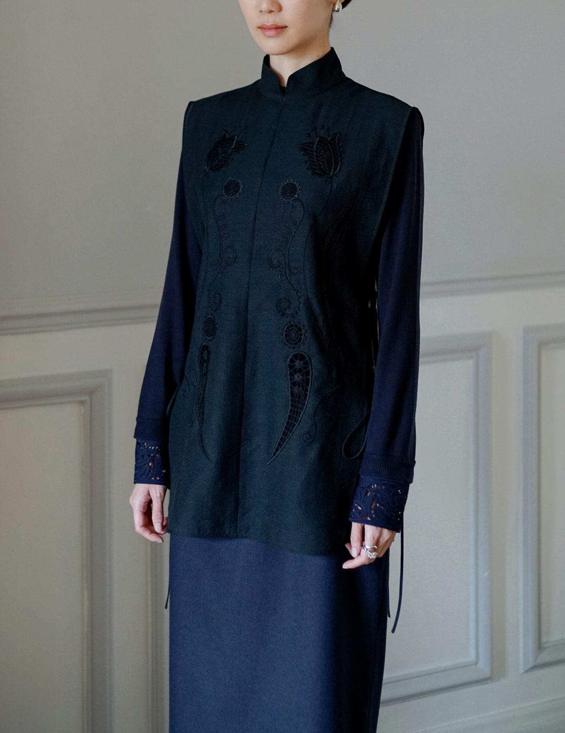 Gilet brodé transparent・Noir 