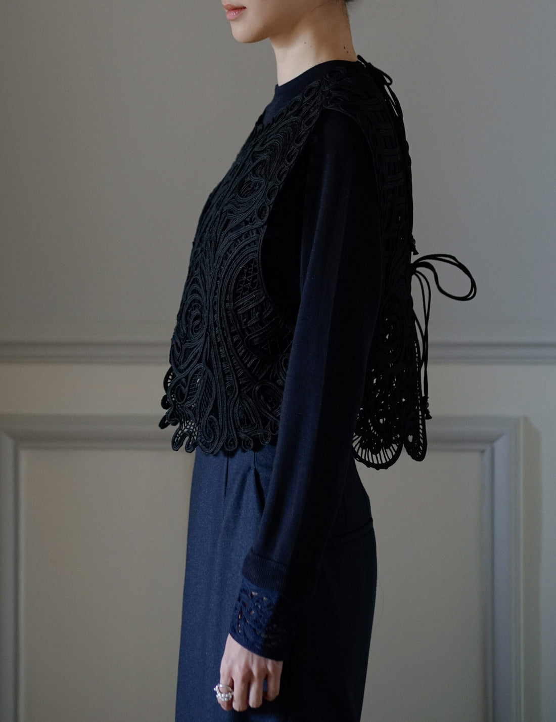 Gilet brodé en cordon・Noir 