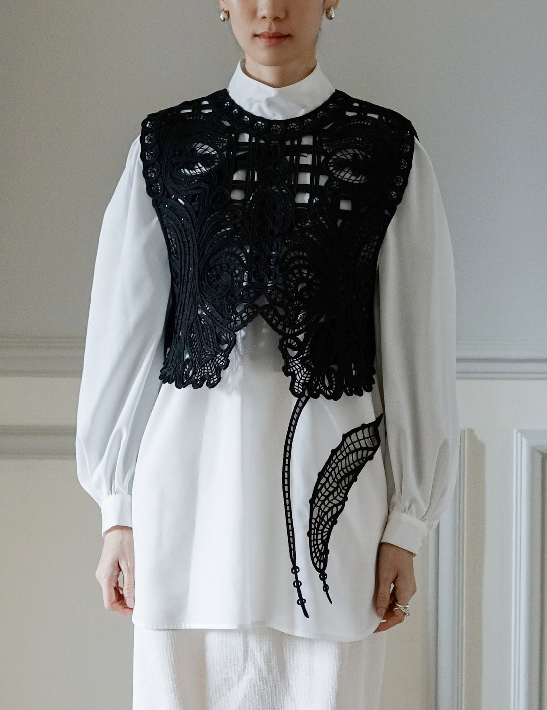 Gilet brodé en cordon・Noir 