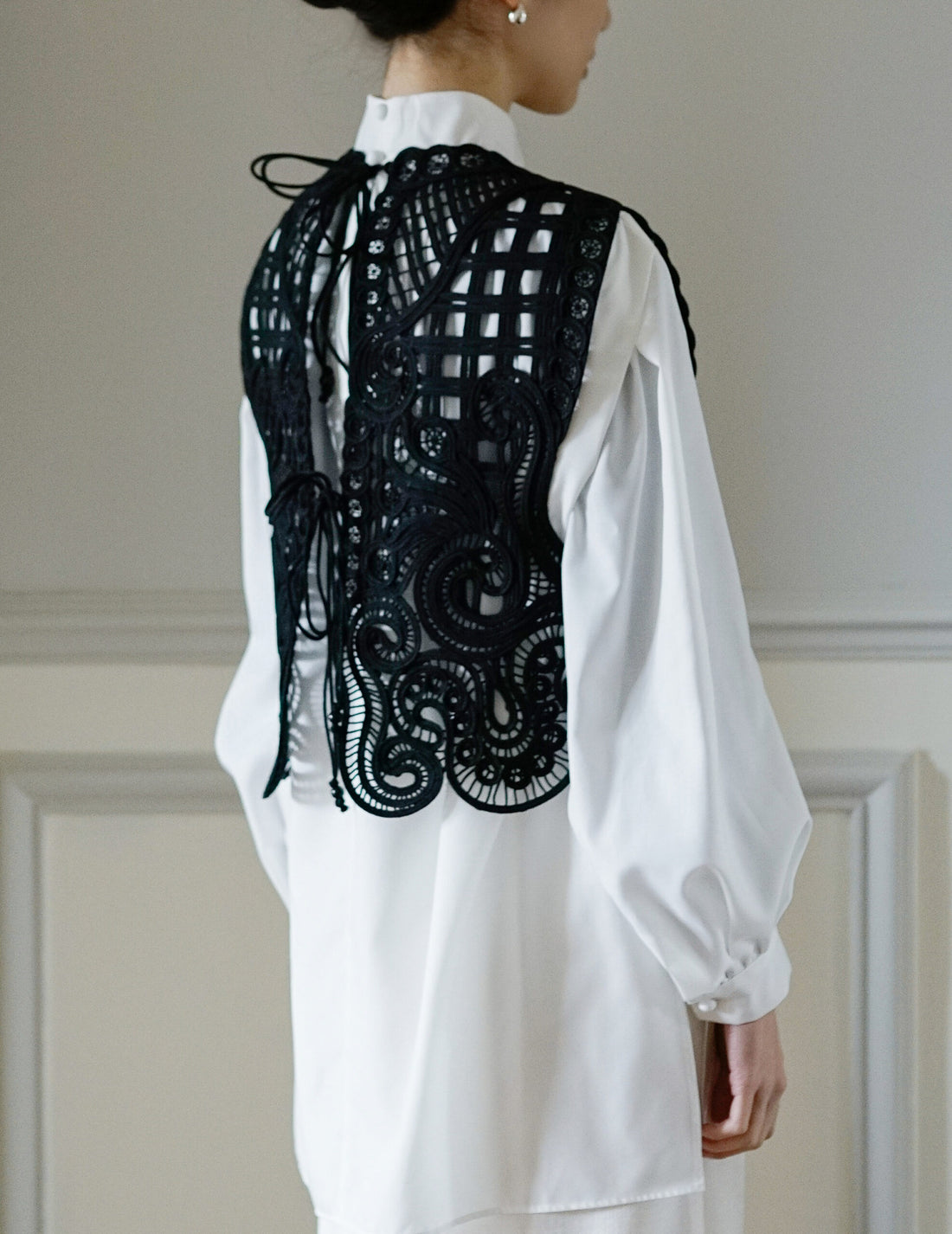 Gilet brodé en cordon・Noir 