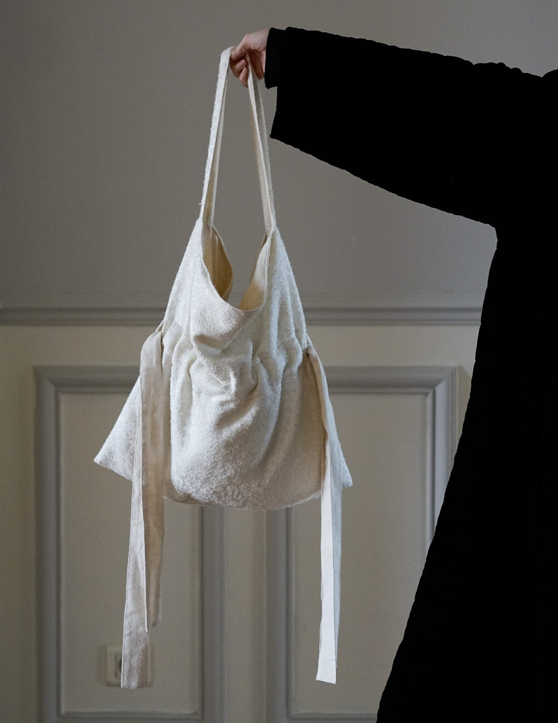 COSMIC WONDER | Arabesque Silk Wool Jacquard Shoulder Bag