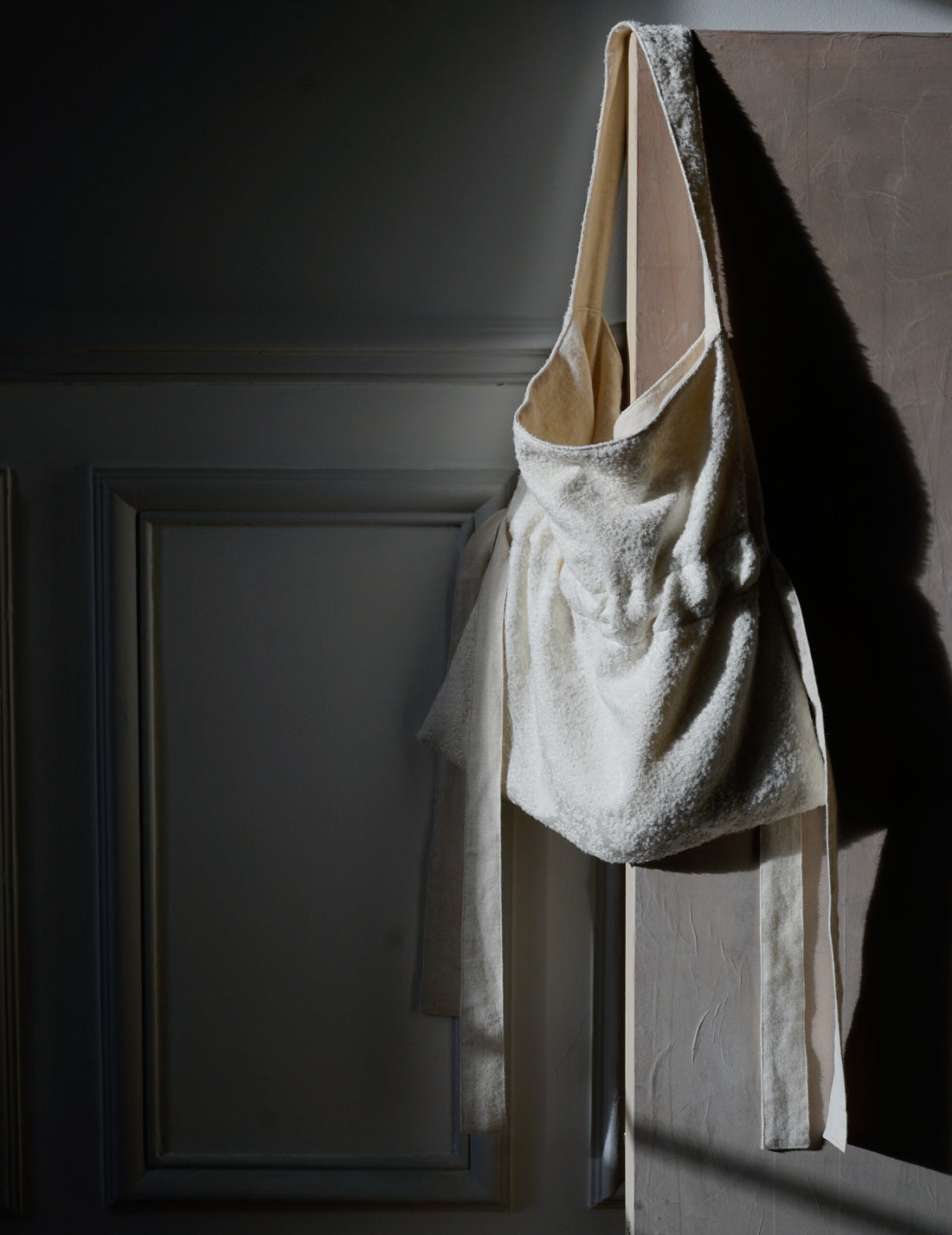 COSMIC WONDER | Arabesque Silk Wool Jacquard Shoulder Bag