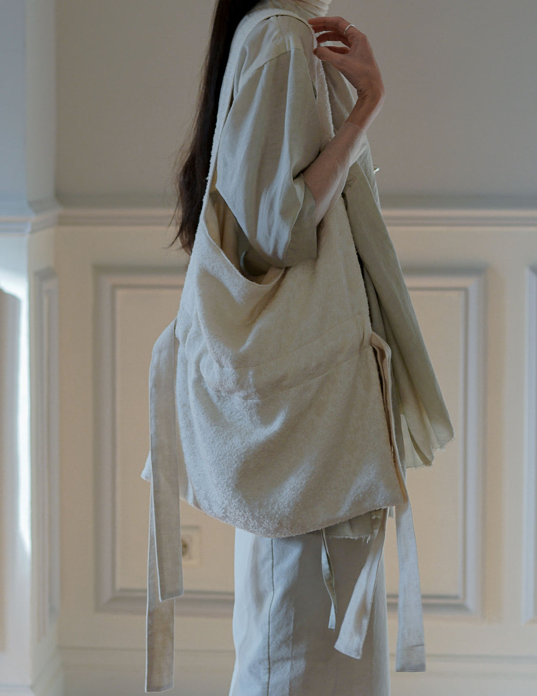 COSMIC WONDER | Arabesque Silk Wool Jacquard Shoulder Bag