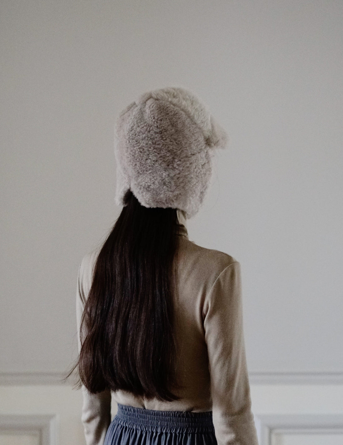 Mark Kenly Domino Tan ｜ Angelique Shearling Hat