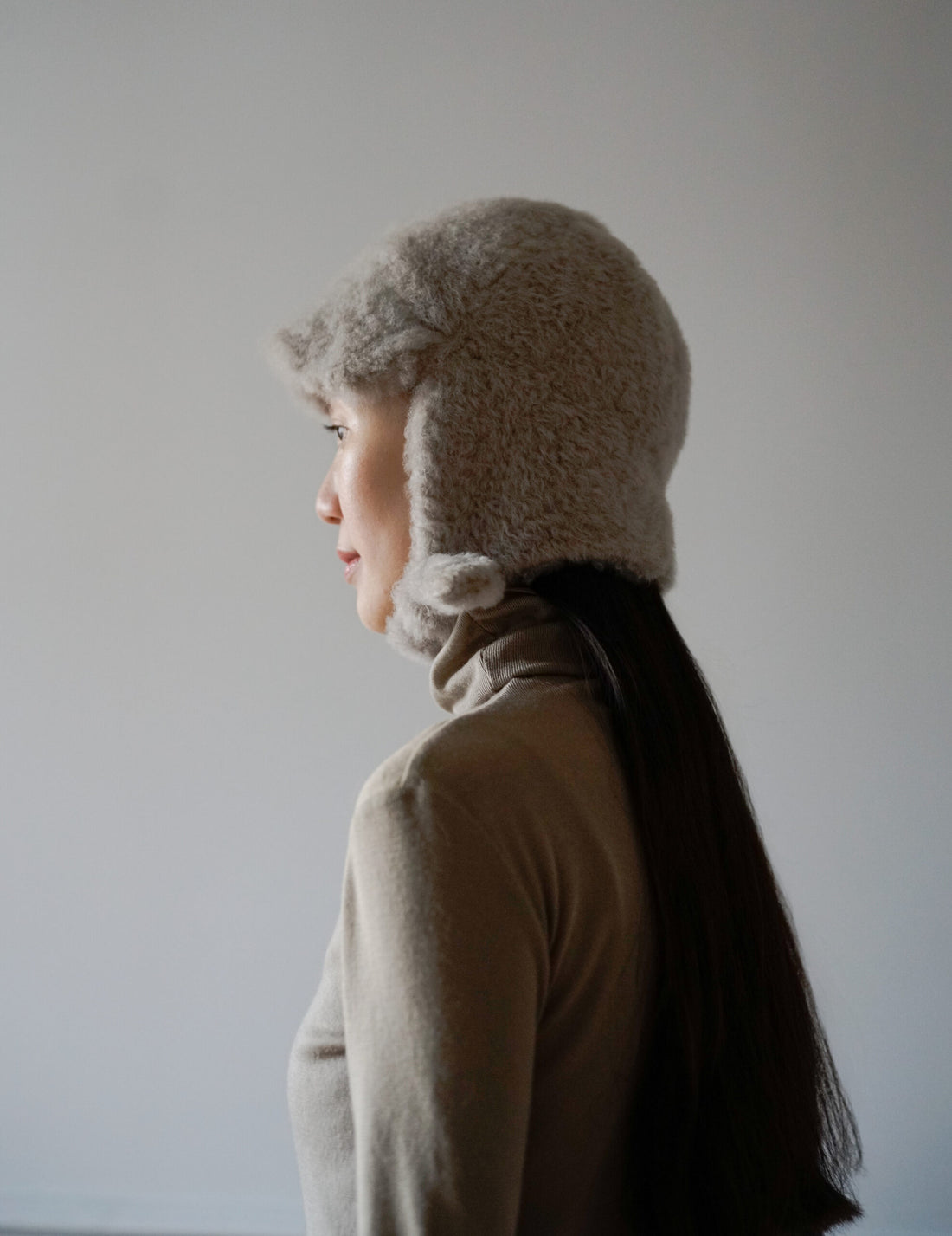 Mark Kenly Domino Tan ｜ Angelique Shearling Hat
