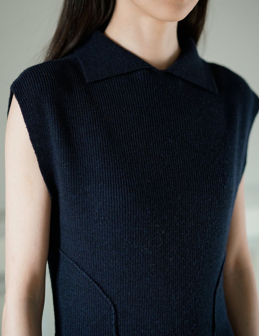Mark Kenly Domino Tan | Karlina Knit Dress・Navy