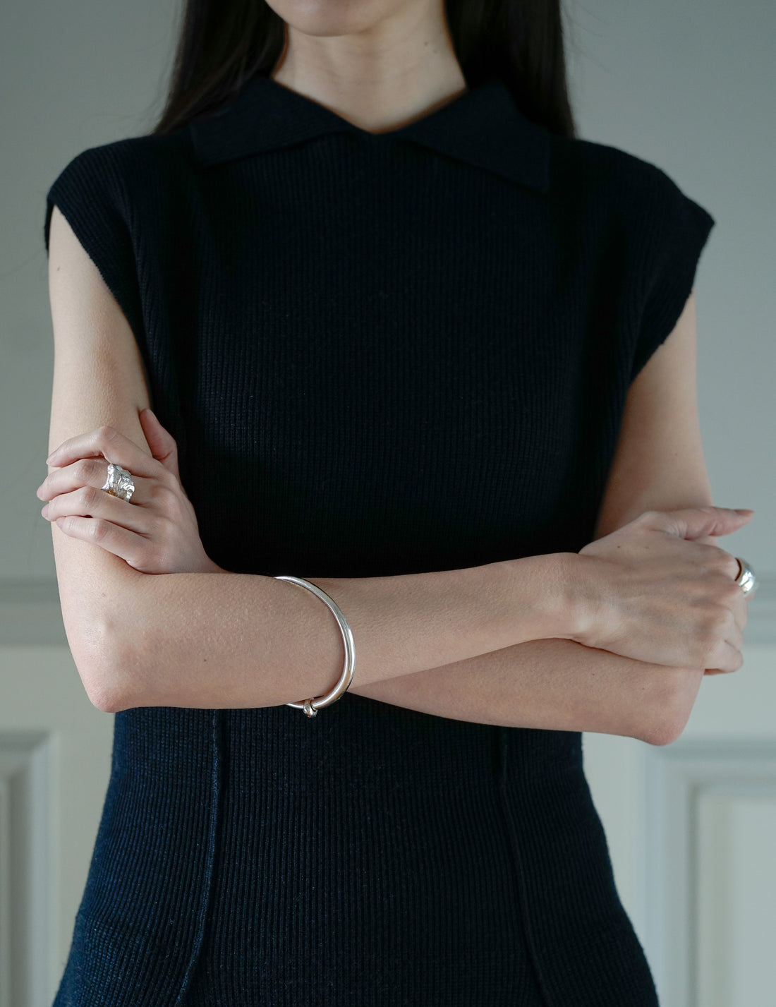 Mark Kenly Domino Tan | Karlina Knit Dress・Navy