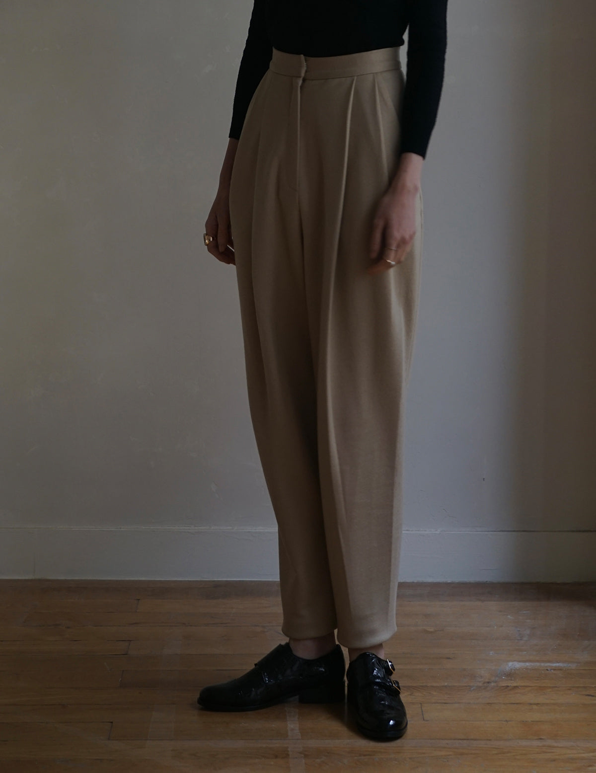 Punto Beige Trousers