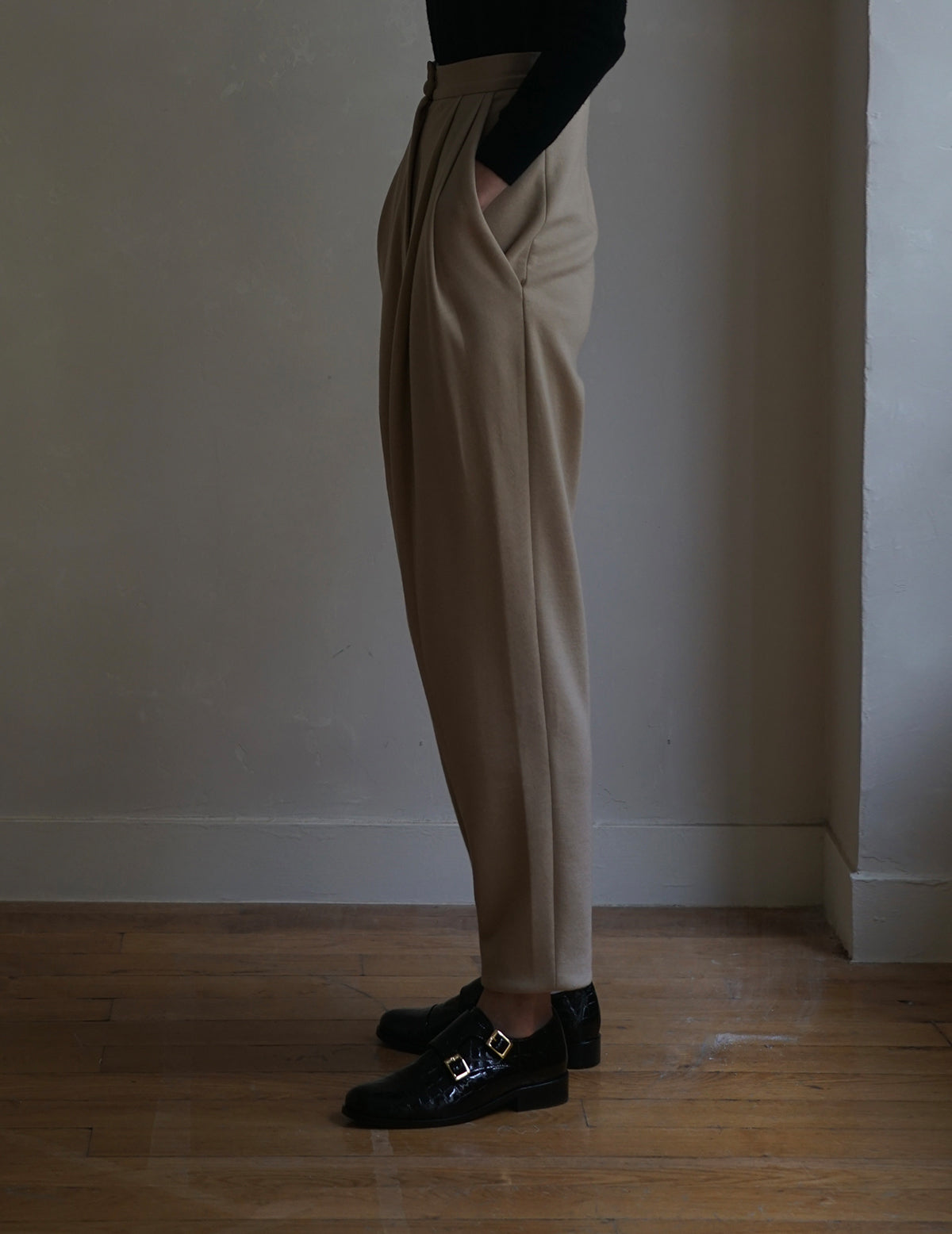 Punto Beige Trousers