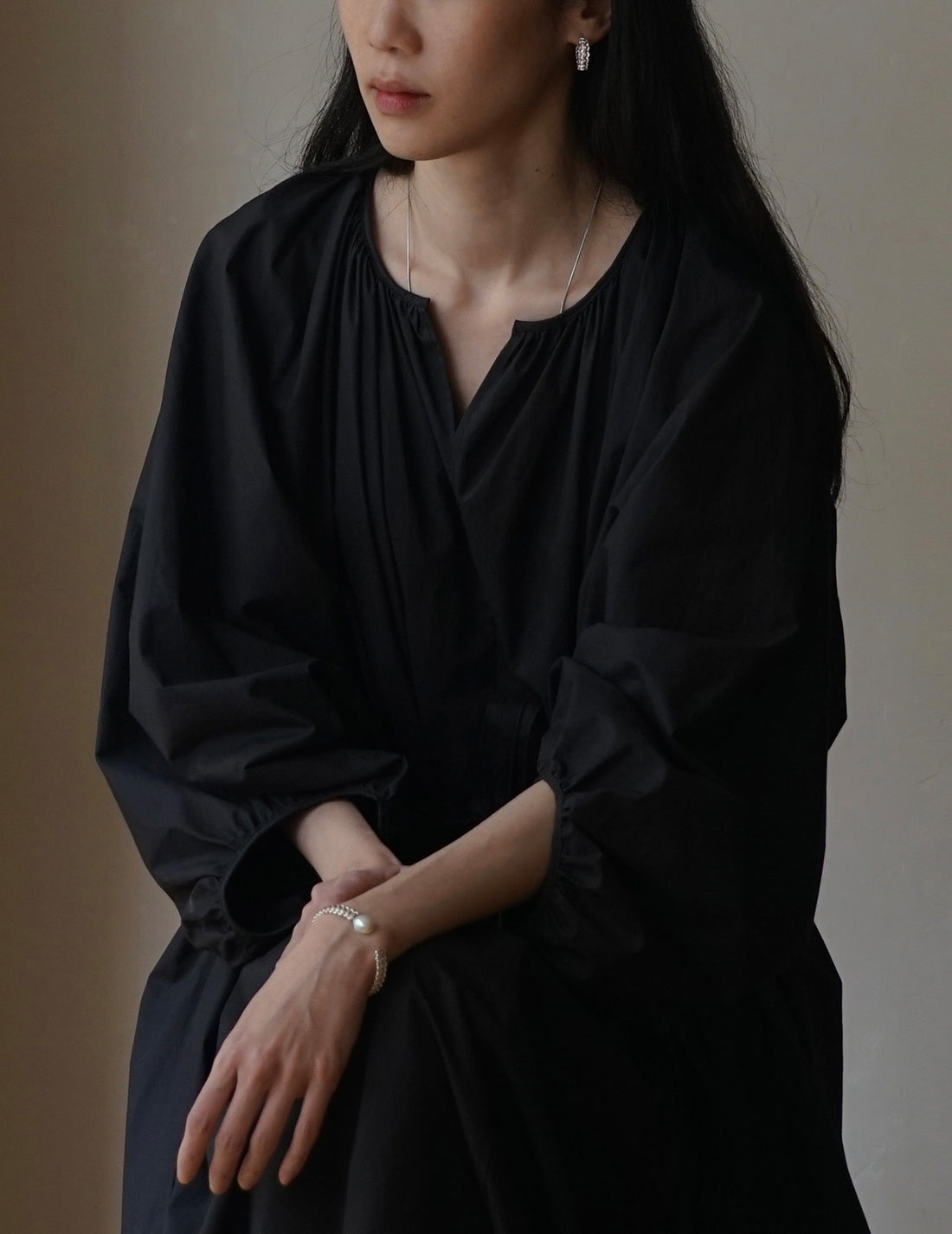 MIRIT | Mizuhiki & Pearl Cuff Bangle WH