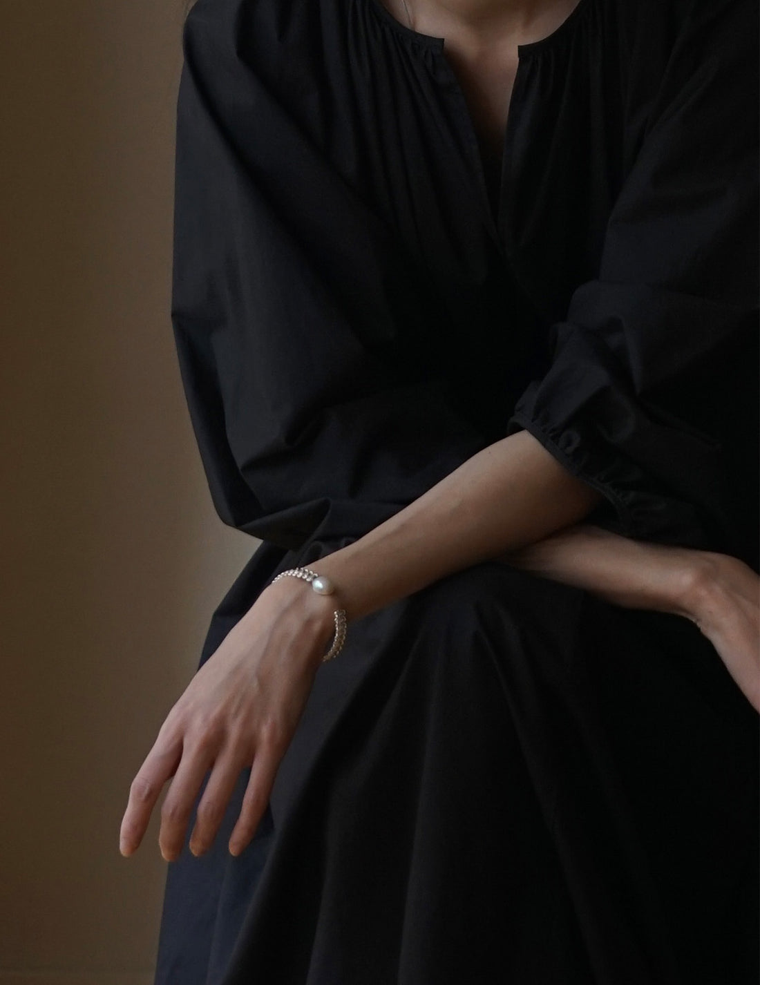 MIRIT | Mizuhiki & Pearl Cuff Bangle WH