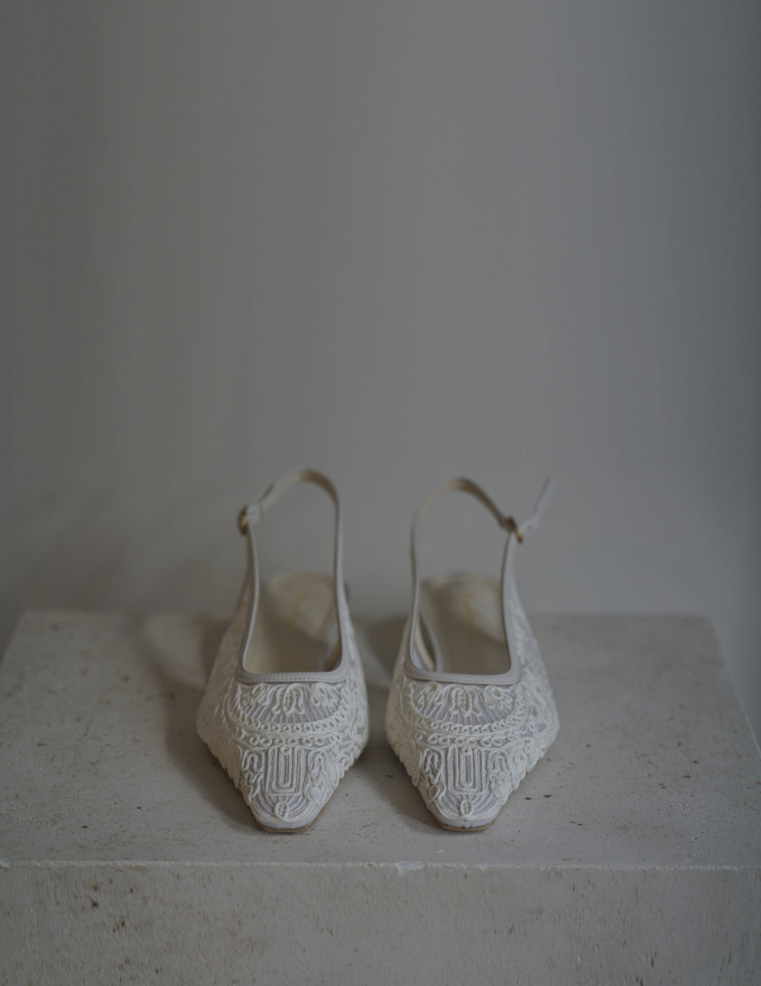 Mame Kurogouchi | Cording Embroidery Sling Back Heels．White