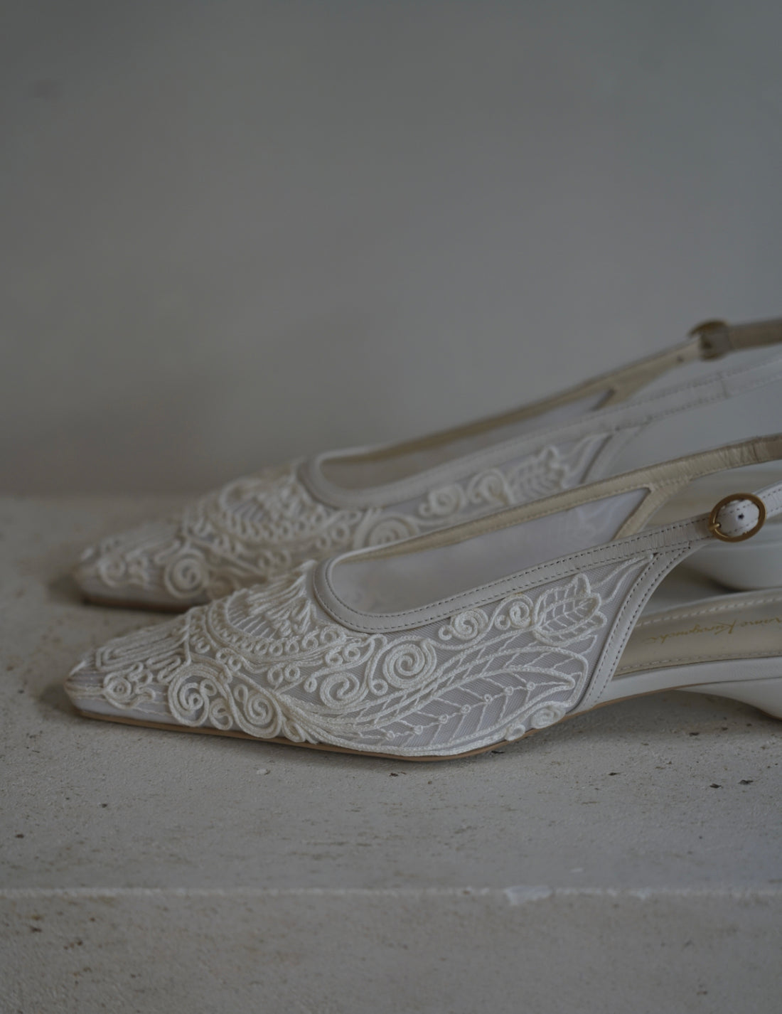 Mame Kurogouchi | Cording Embroidery Sling Back Heels．White