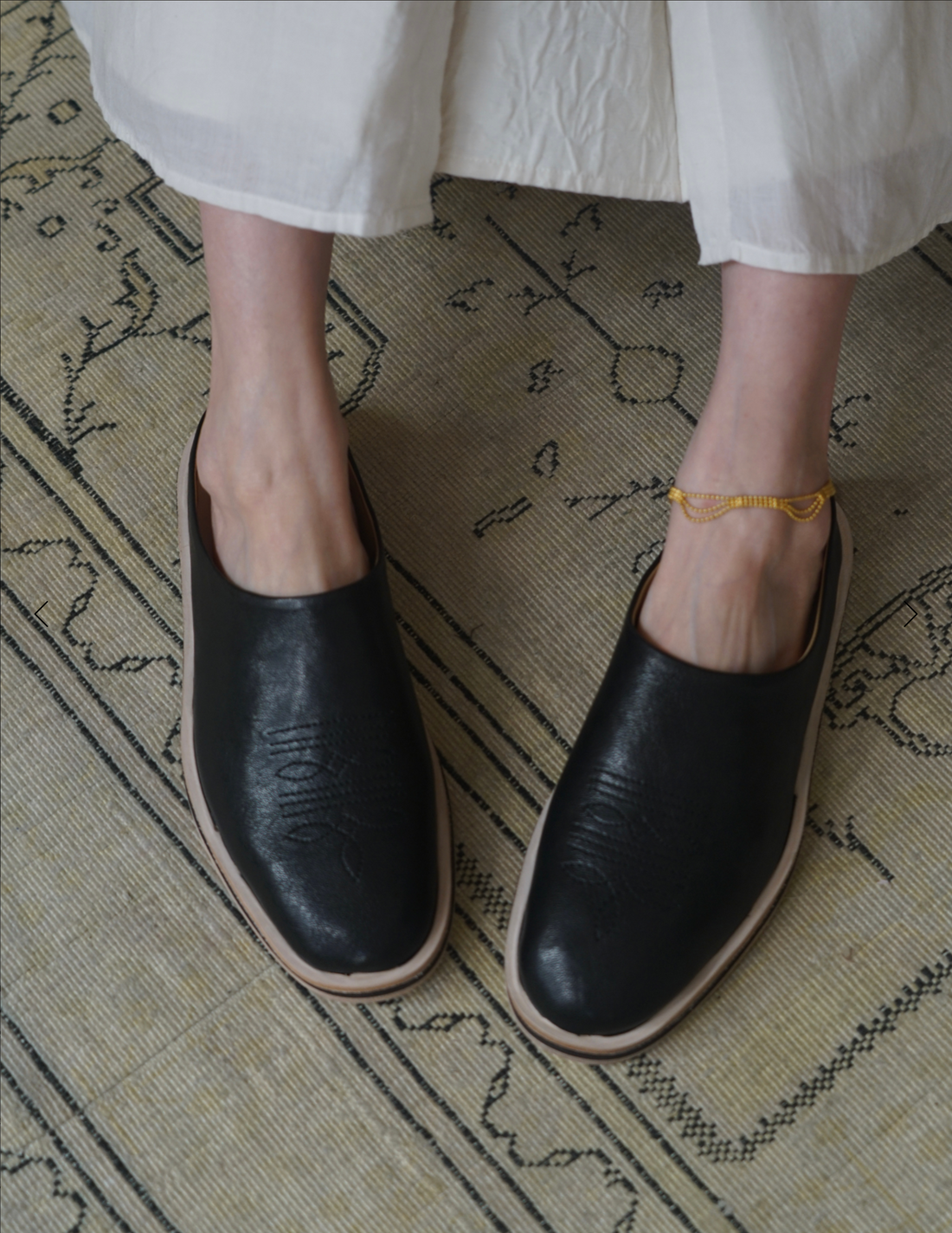 SESA | Phoenix Mule・Licorice