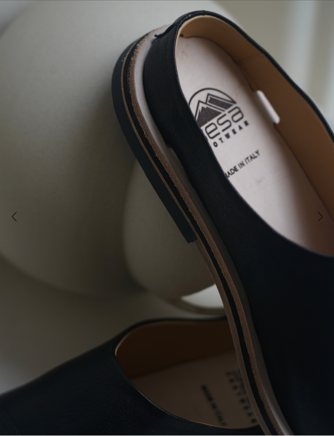 SESA | Phoenix Mule・Licorice