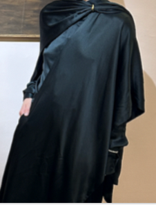 DELOS SILK CAPE - Black