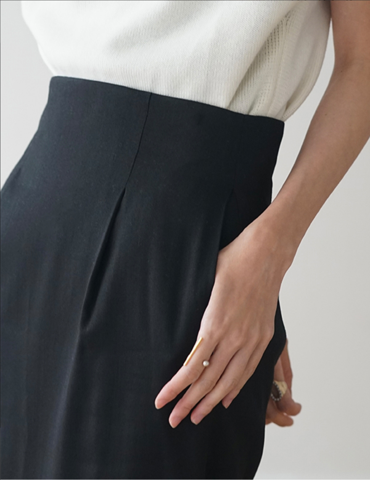 Sun Yu Hong | Edith Skirt・Black