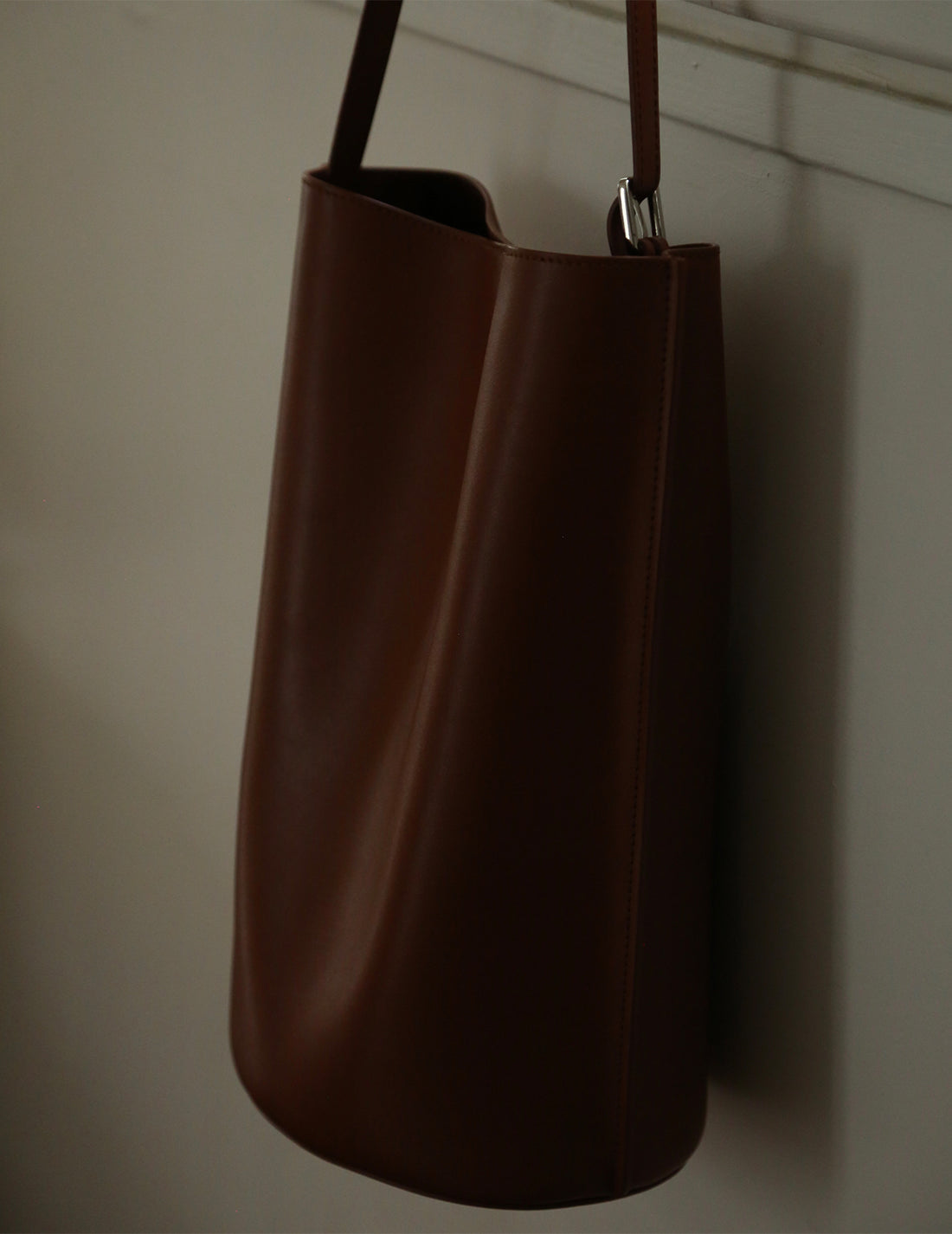 UP TO YOU ANTHOLOGY | Cylinder Bag - Brown