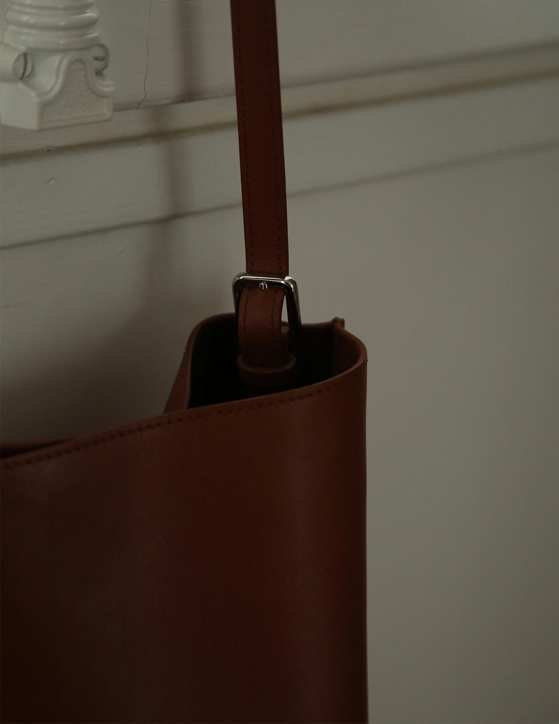 UP TO YOU ANTHOLOGY | Cylinder Bag - Brown