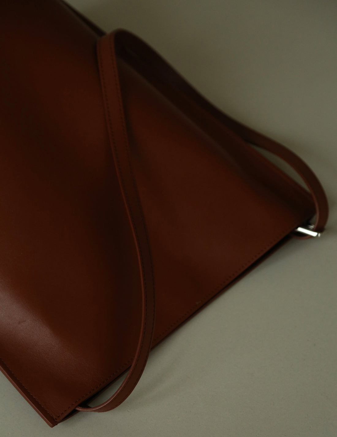 UP TO YOU ANTHOLOGY | Cylinder Bag - Brown