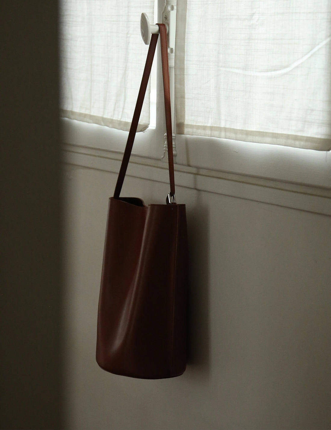 UP TO YOU ANTHOLOGY | Cylinder Bag - Brown