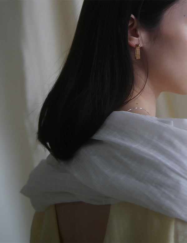 Boucle d'oreille à chaîne pliante