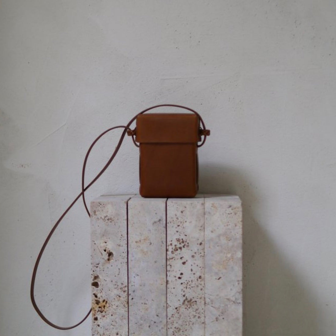 Woven Camera Pouch - Brown