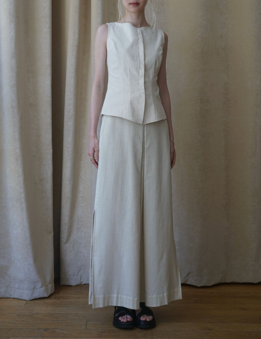 Sun Yu Hong | Cotton Side Slit Skirt・Ivory