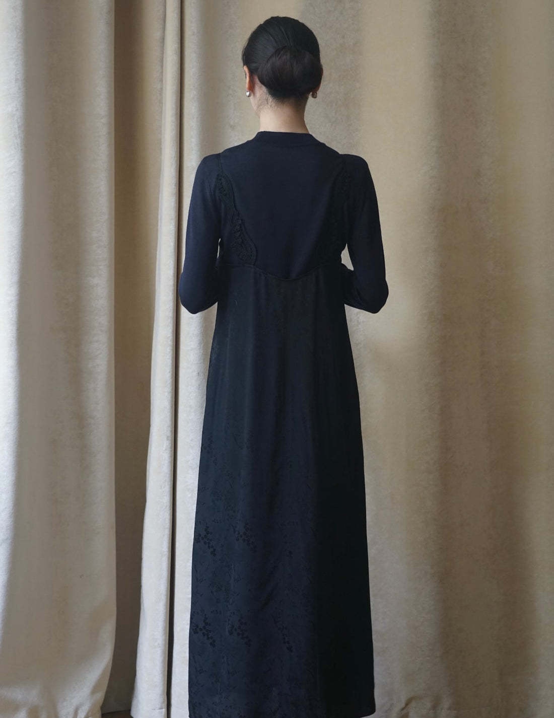 MAME KUROGOUCHI | Floral Jacquard Camisole Dress・Black