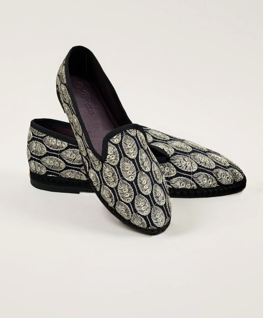 Smoking Silk - Black