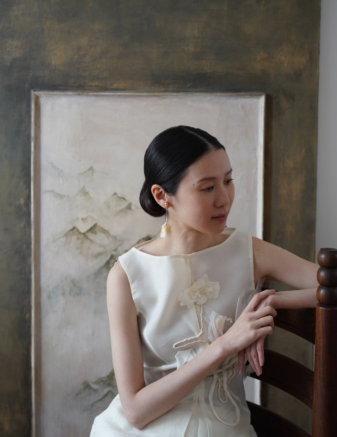 Pale Yellow Rose Earring