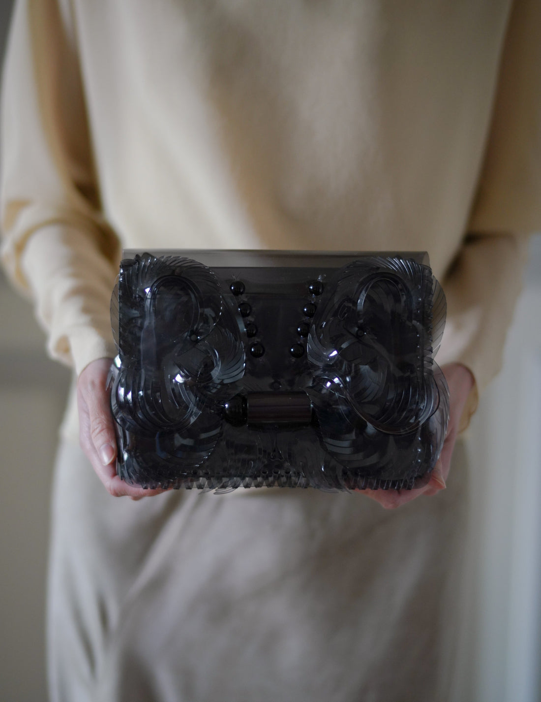 MAME KUROGOUCHI | Transparent Sculptural Mini Chain Bag・Black
