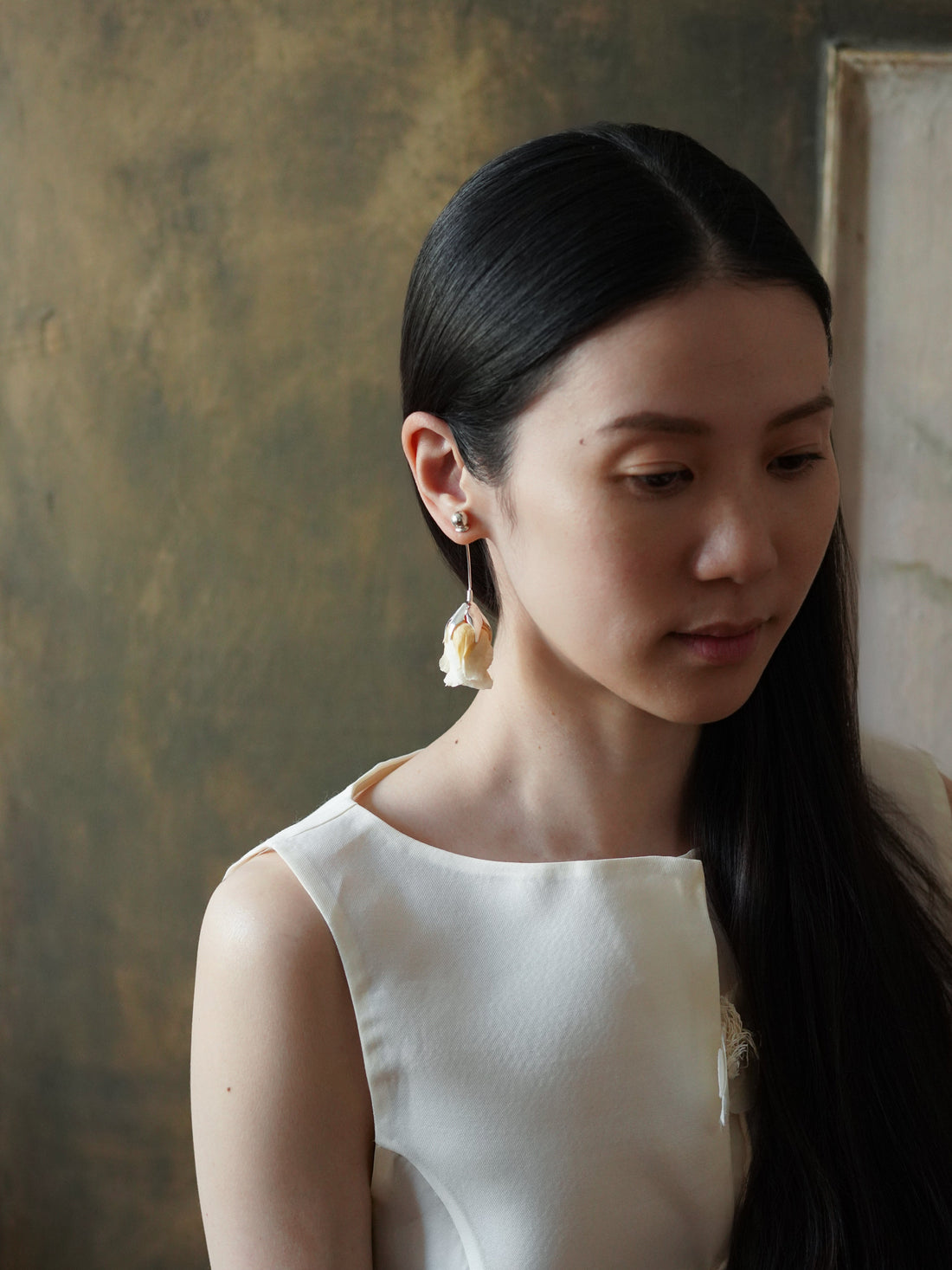 Pale Yellow Rose Earring