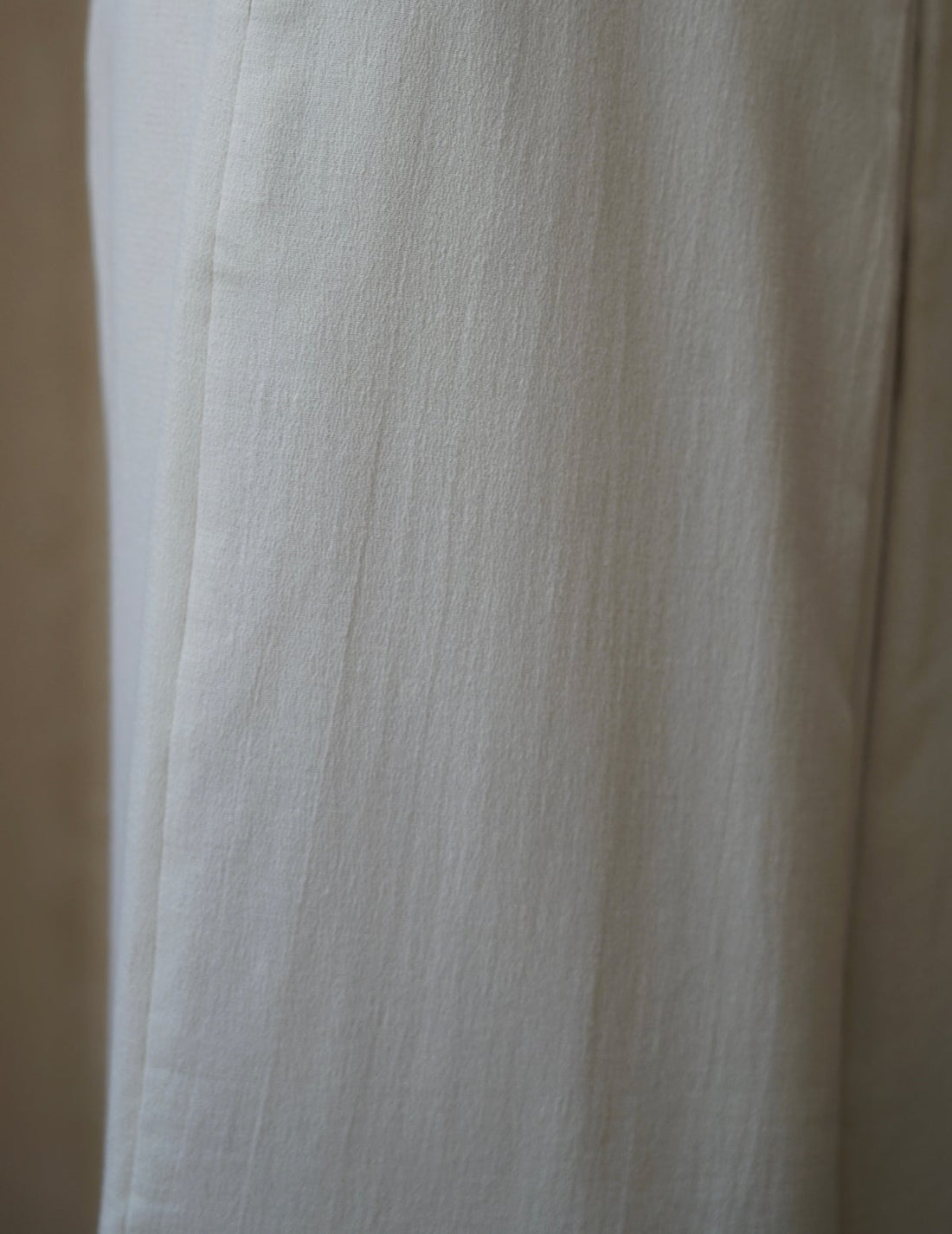 Sun Yu Hong | Cotton Side Slit Skirt・Ivory