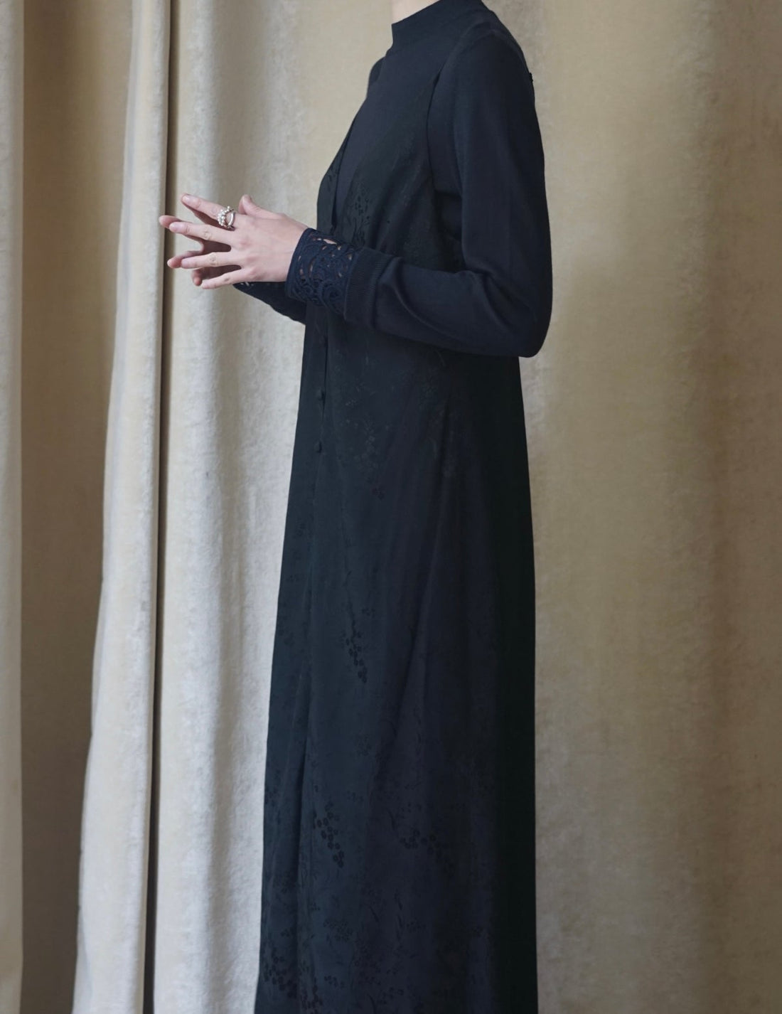 MAME KUROGOUCHI | Floral Jacquard Camisole Dress・Black