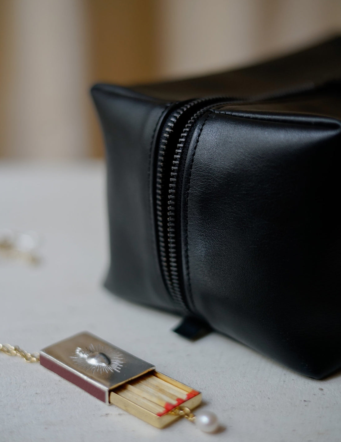 Leather Toiletry Bag・Black